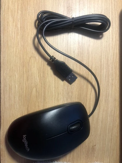 Chuột có dây Logitech B100 - Dây dài 1m8, thiết kế ôm tay, thuận cả 2 tay