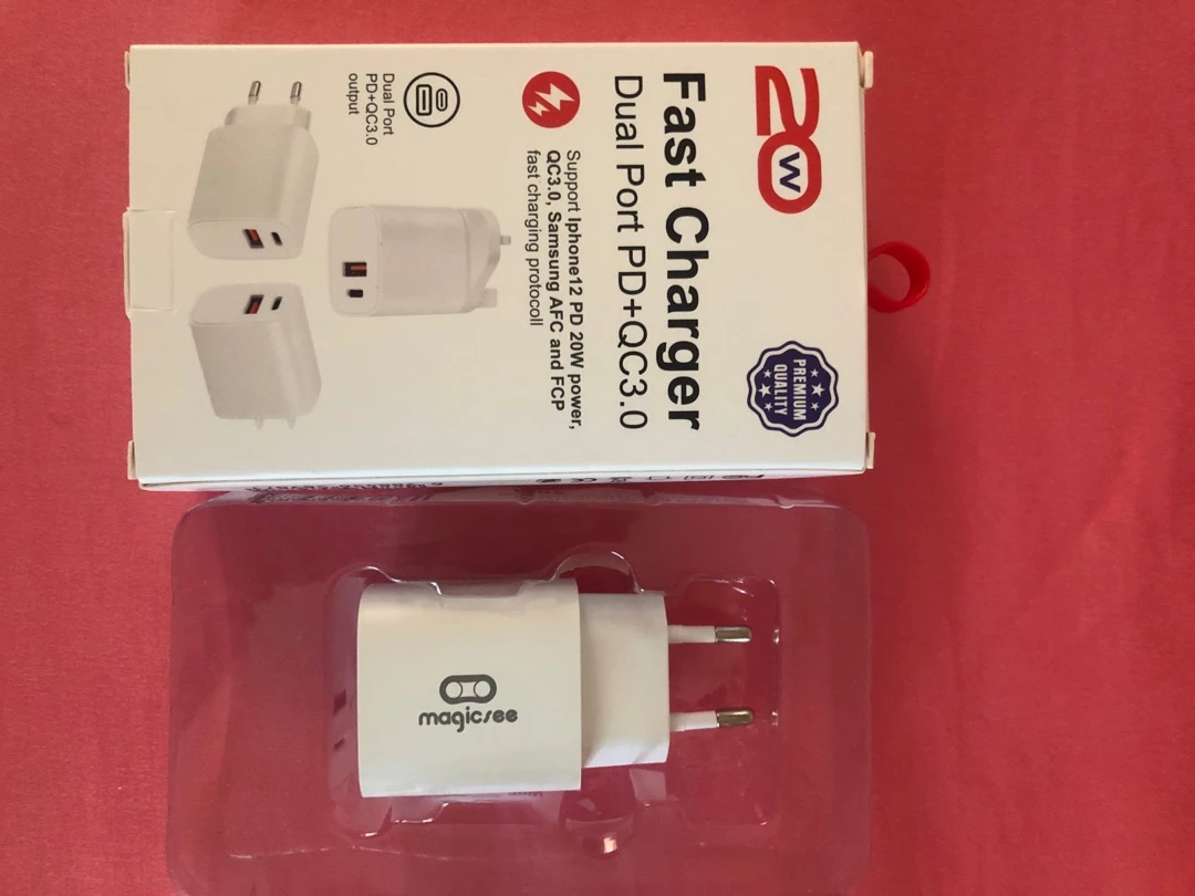 Củ sạc nhanh Ip 20W Magicsee E1 PD20W cho Ip 11, 12 2 cổng sạc Type-C và USB 3.0