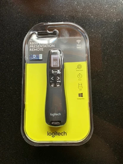 Bút trình chiếu LOGITECH R800 - Có màn hình LCD, phạm vi kết nối 30M
