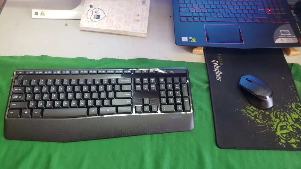 Bộ bàn phím và chuột không dây Logitech MK345