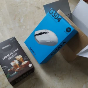 Chuột gaming không dây Logitech G304 - nhẹ, 6 nút lập trình, onboard memory, pin 250h