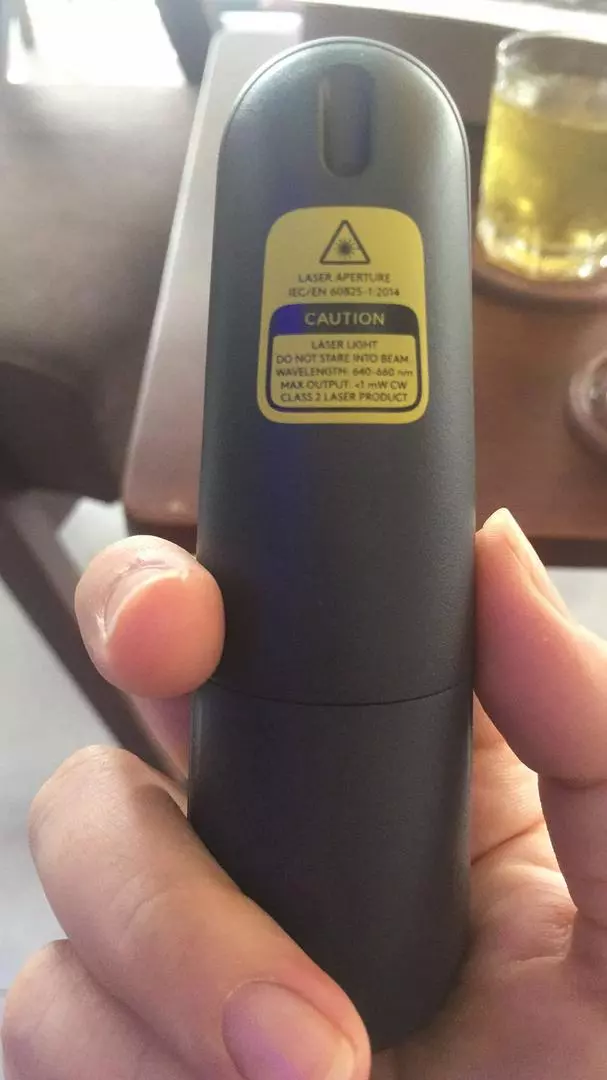 Bút trình chiếu laser LOGITECH R500s - Các nút bấm lập trình được
