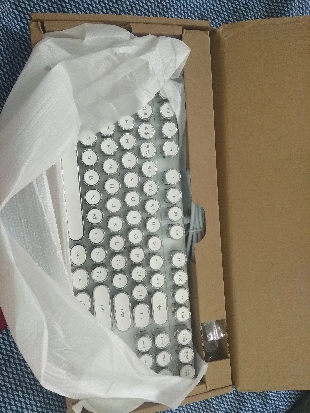 Bàn phím cơ Leaven K660 Blue Switch Chống nước Có LED Phong Cách Cổ Điển