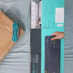 Bàn phím không dây Logitech K400 Plus, có touchpad để kết nối PC - TV, Laptop