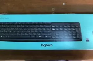 Bộ bàn phím chuột không dây Logitech MK235