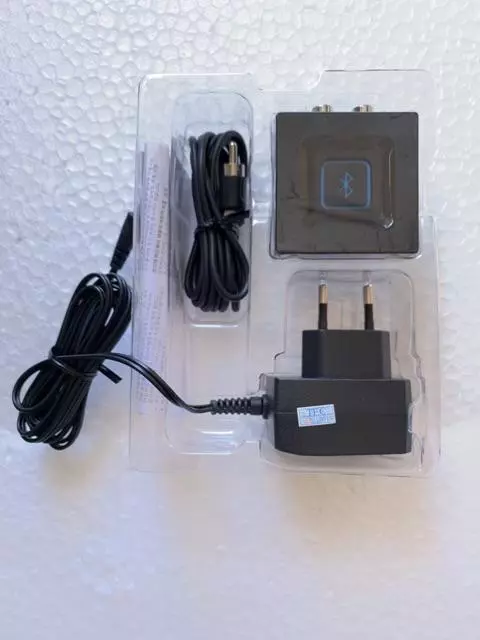 Bộ chuyển đổi âm thanh Logitech Bluetooth Audio Adapter