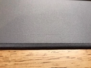 Bàn di chuột cỡ lớn Logitech Desk Mat - Đế chống trượt, lướt dễ dàng, chống đổ tràn