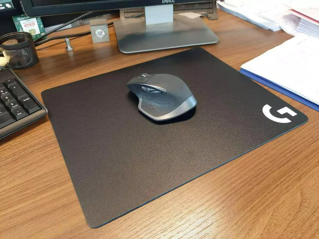 Bàn Di Chuột Chơi Gaming Cao Cấp Logitech G440 - Mousepad cứng, mặt vải, chống trượt, 340x280x3(mm)