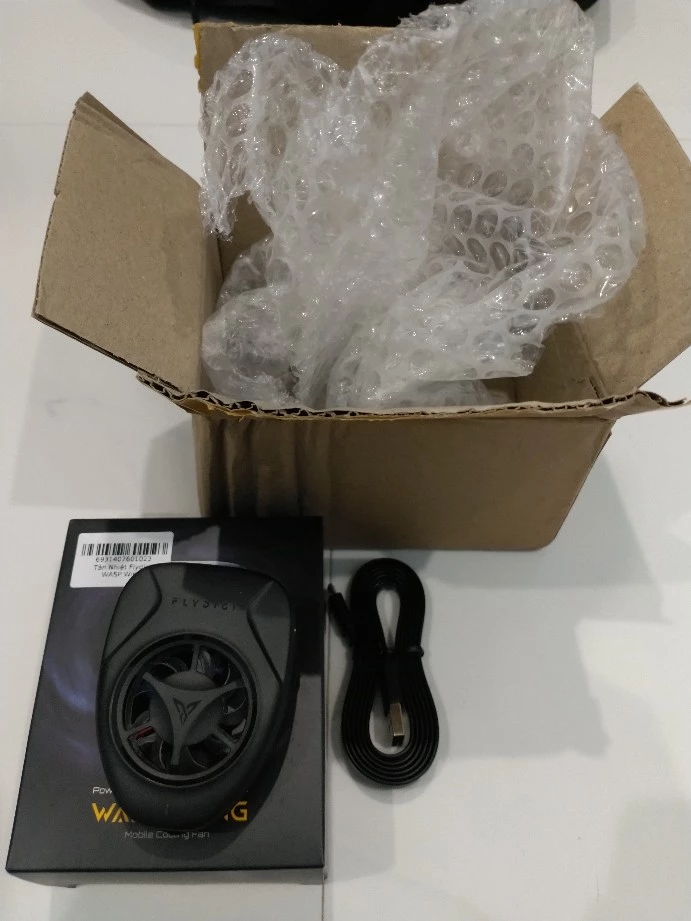 Flydigi Wasp Wing | Quạt tản nhiệt gaming cho điện thoại và máy tính bảng
