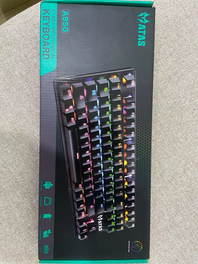 Bàn phím cơ K550 V4 Red Switch Layout TKL 87 phím - Có hot-swap - LED Rain bown