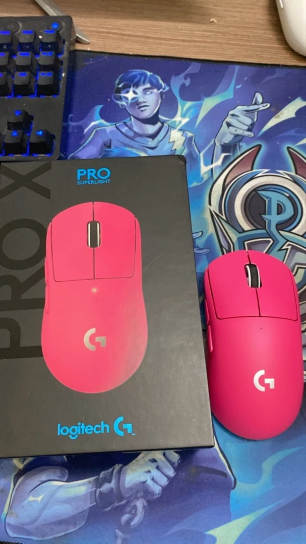 Chuột gaming không dây Logitech G Pro X Superlight - Siêu nhẹ, 5 nút lập trình, pin lâu