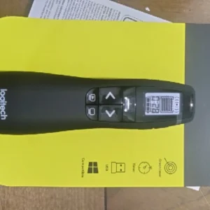 Bút trình chiếu LOGITECH R800 - Có màn hình LCD, phạm vi kết nối 30M