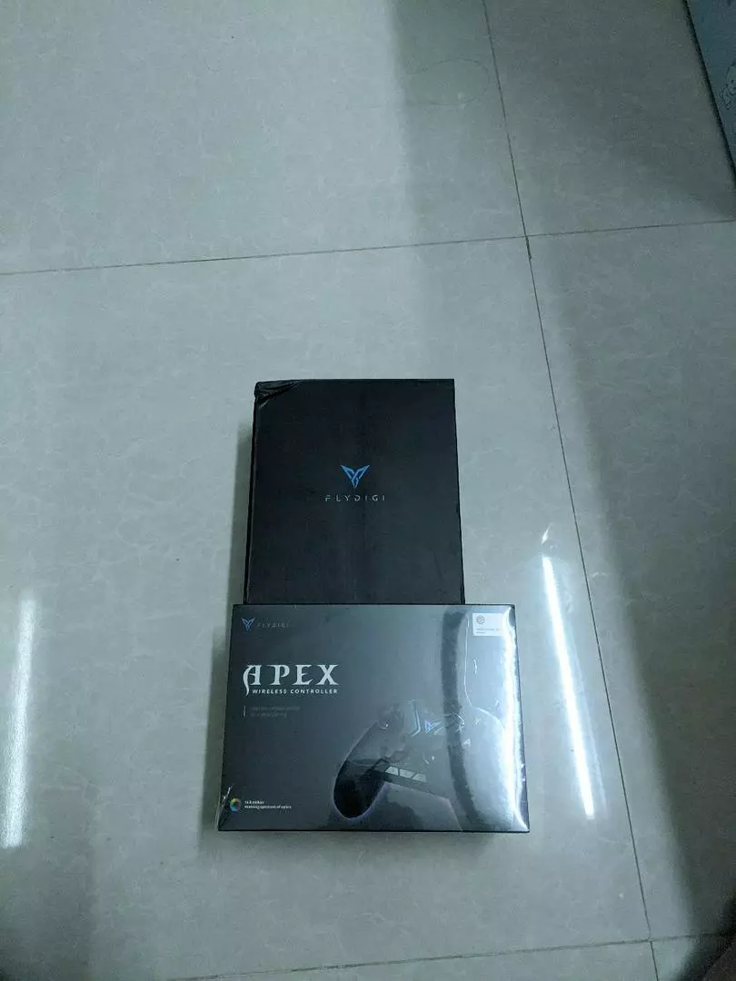 Flydigi Apex Octopus | Tay cầm chơi game cho IOS, Android và PC