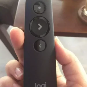 Bút trình chiếu laser LOGITECH R500s - Các nút bấm lập trình được