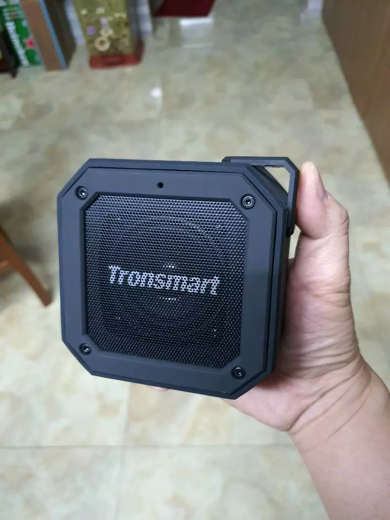 Loa Bluetooth Tronsmart Groove V5.0/ Groove 2 V5.3 | Chống nước IPX7 | 18H chơi nhạc | Chế độ EQ kép | Bảo hành 12 tháng