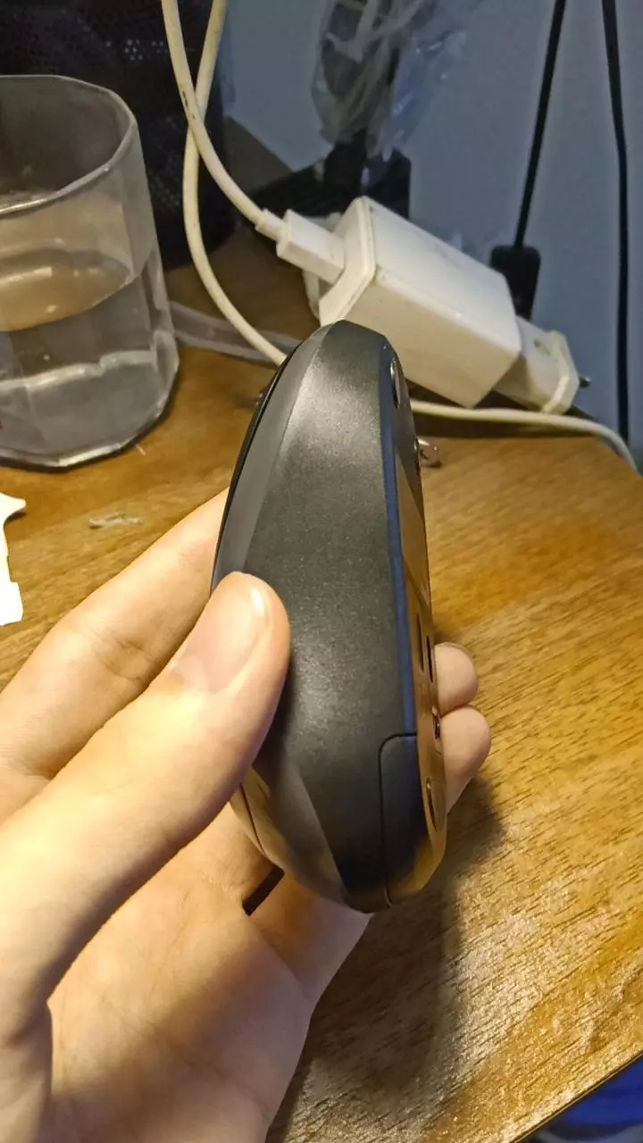 Chuột không dây Logitech B175 - USB 2.4Ghz, pin 1 năm, nhỏ gọn, thuận cả 2 tay, phù hợp PC/Laptop