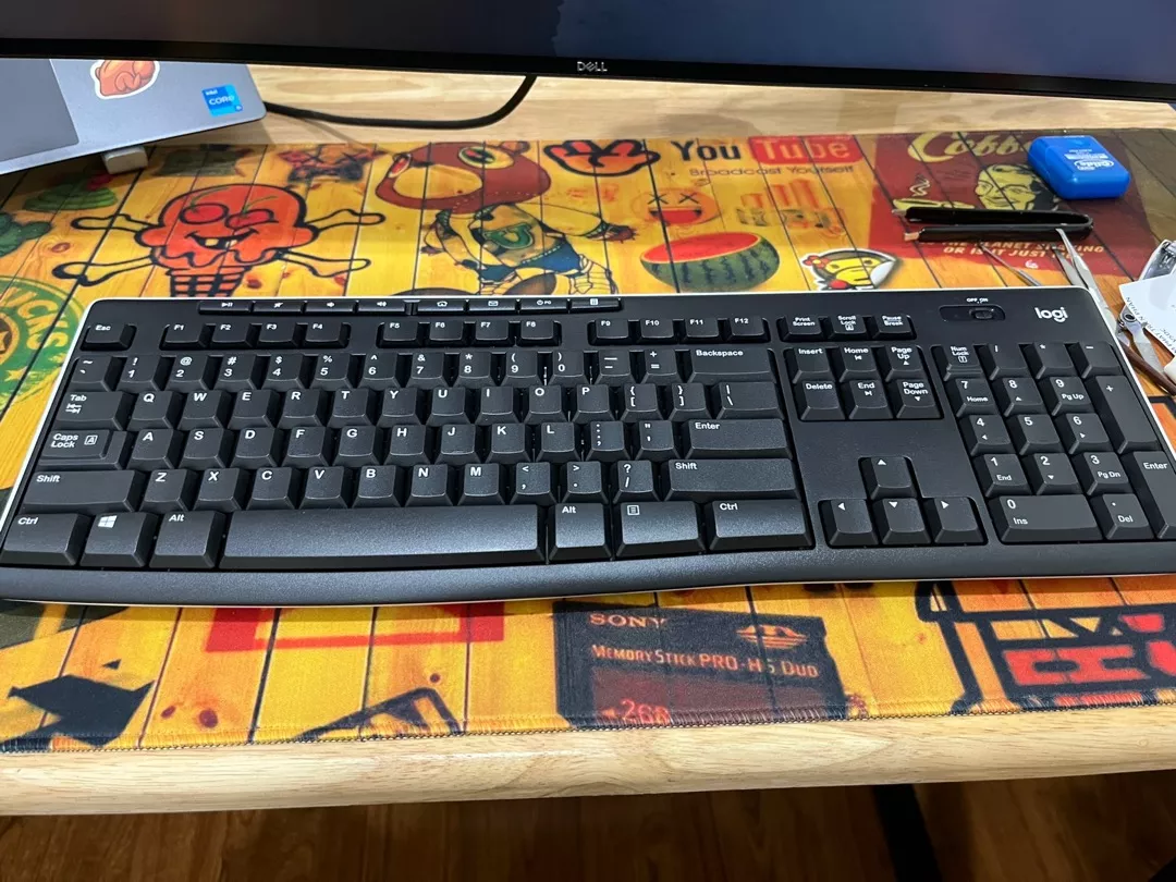 Bàn phím không dây Logitech K270
