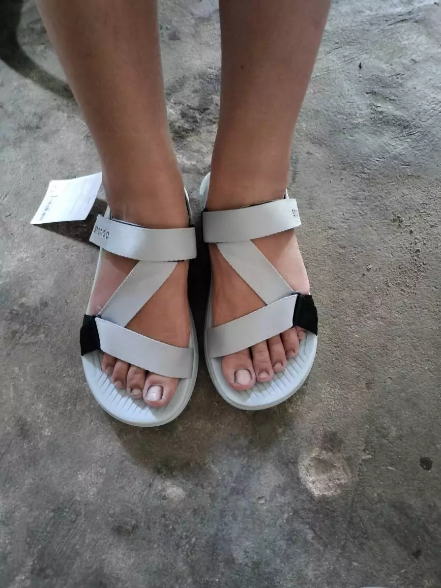 Giày Sandal Nam Nữ Shondo F7R Đế Phylon Cao 5cm Xám Phối Đen F7R1020