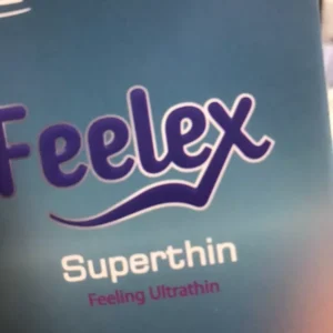 Bao cao su Hộp 30 chiếc Feelex Superthin siêu mỏng ôm sát nhiều gel hương dâu, hương nước hoa, hương vani