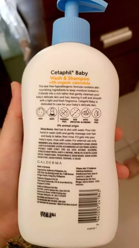 Combo 2 Sữa tắm gội dưỡng ẩm dịu lành cho bé Calendula hoa cúc hữu cơ CETAPHIL BABY W&SHAMPOO CALENDULA 400ML/chai