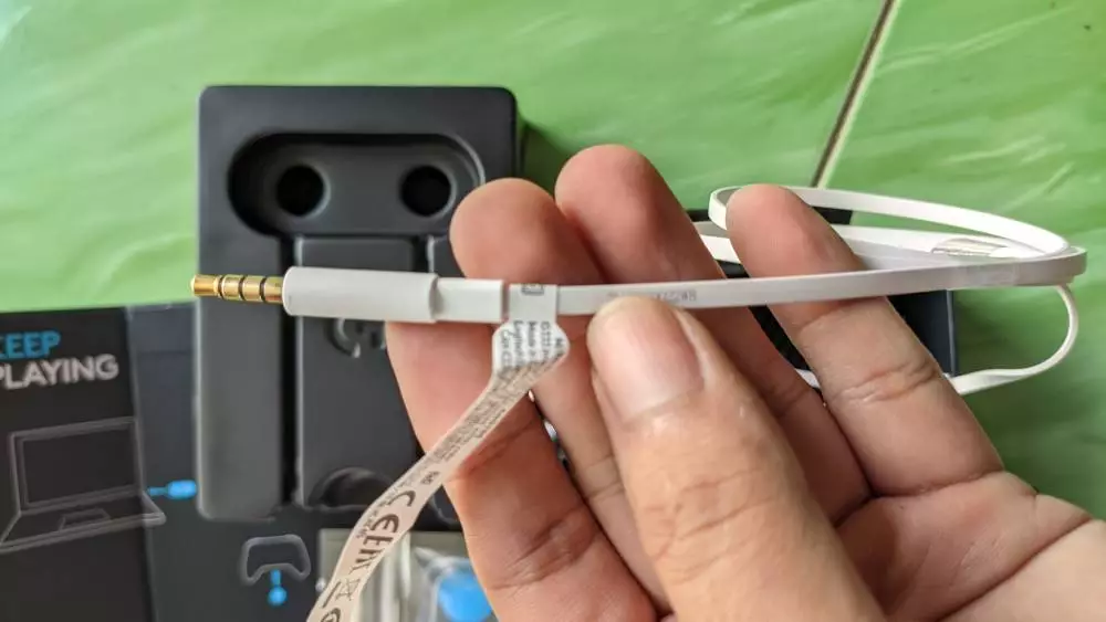 Tai nghe gaming in-ear Logitech G333 KDA - Dual Drivers, Jack 3.5mm, Mic