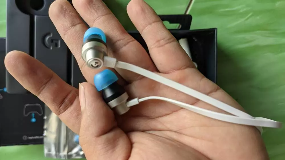 Tai nghe gaming in-ear Logitech G333 KDA - Dual Drivers, Jack 3.5mm, Mic