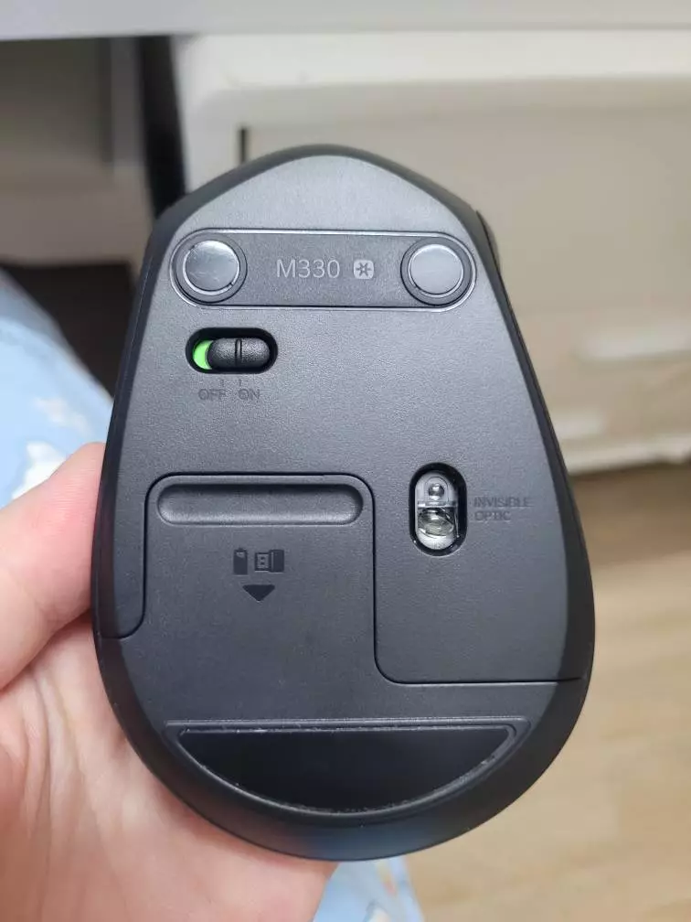Chuột không dây Logitech M330 Silent Plus - Giảm ồn, USB, thuận tay phải, PC/ Laptop