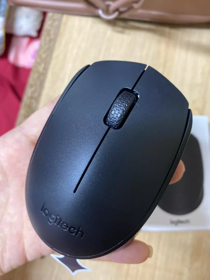 Chuột không dây Logitech B170 - USB, nhỏ gọn, thuận cả 2 tay, phù hợp PC/Laptop