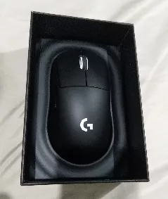 Chuột gaming không dây Logitech G Pro X Superlight - Siêu nhẹ, 5 nút lập trình, pin lâu