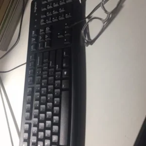 Combo chuột phím có dây Logitech MK120 - Fullsize, có phím số, bền bỉ, chống tràn