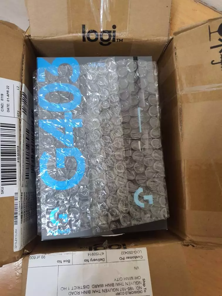 Chuột gaming có dây RGB Logitech G403 Hero - cảm biến 25k, công thái học, nhẹ 87g