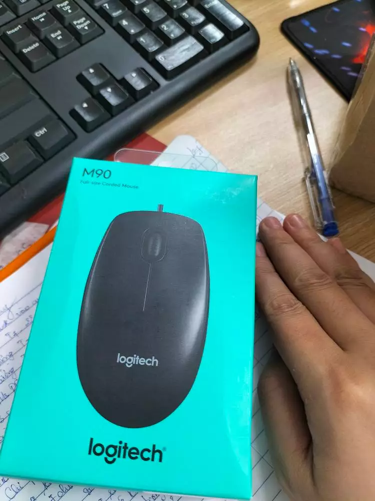 Chuột có dây Logitech M90 - Siêu bền, siêu tiết kiệm, nhỏ gọn, thiết kế ôm tay