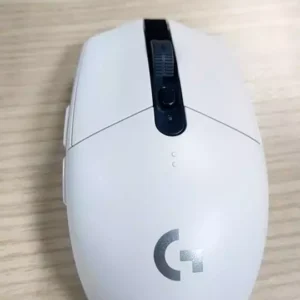 Chuột gaming không dây Logitech G304 - nhẹ, 6 nút lập trình, onboard memory, pin 250h