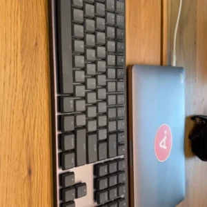 Bàn phím cơ không dây Logitech MX Mechanical – Tactile, chiếu sáng nền, sạc USB-C, mac OS | Win