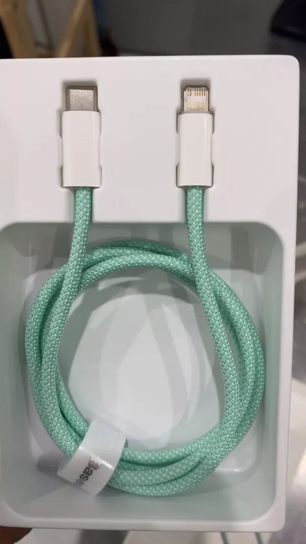 Dây Cáp Baseus PD 20W Nối Đầu USB-C Sang Đầu L Sạc Nhanh Hỗ Trợ Truyền Dữ Liệu 480Mbps