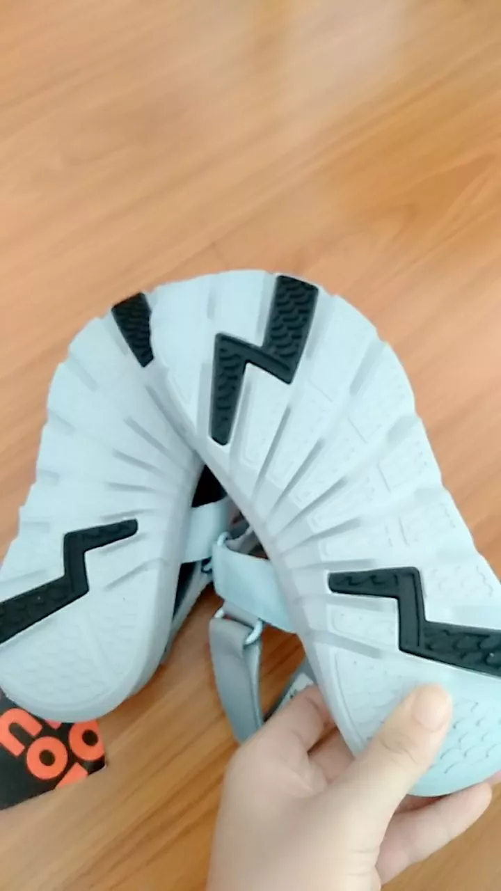Giày Sandals Nam Nữ Shondo F6 Sport Đế Xám Phối Quai Xanh Da Trời F6S2030