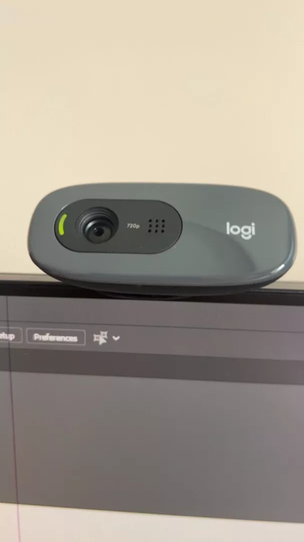 Webcam Logitech C270 720p HD - Góc cam 55o, mic giảm ồn, tự chỉnh sáng, chụp ảnh 3MB