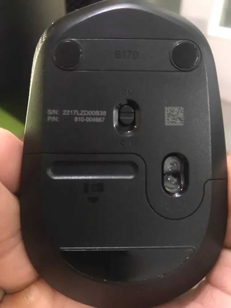 Chuột không dây Logitech B170 - USB, nhỏ gọn, thuận cả 2 tay, phù hợp PC/Laptop