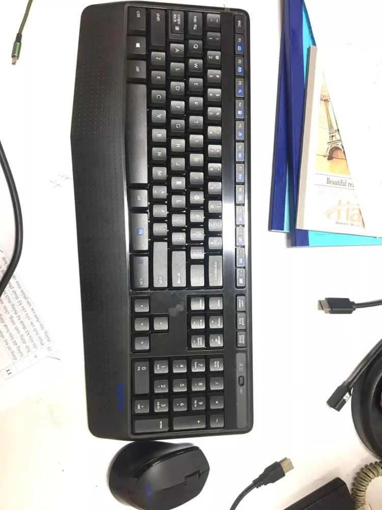 Bộ bàn phím và chuột không dây Logitech MK345
