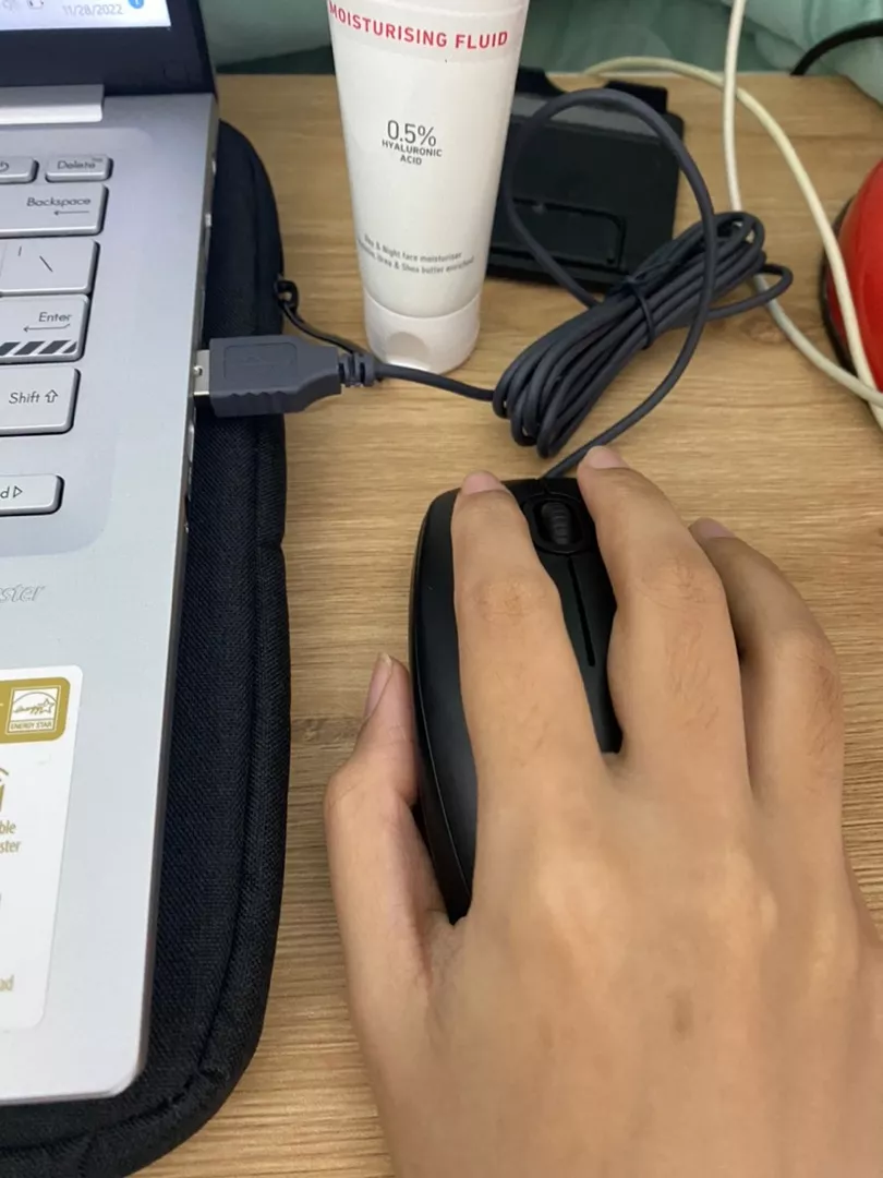 Chuột có dây Logitech M90 - Siêu bền, siêu tiết kiệm, nhỏ gọn, thiết kế ôm tay
