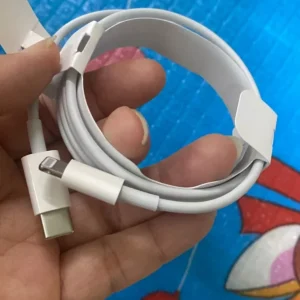 Phụ kiện Apple USB-C TO LIGHTNING CABLE (1 M) Chính hãng (dùng cho iPhone 14 series trở xuống)