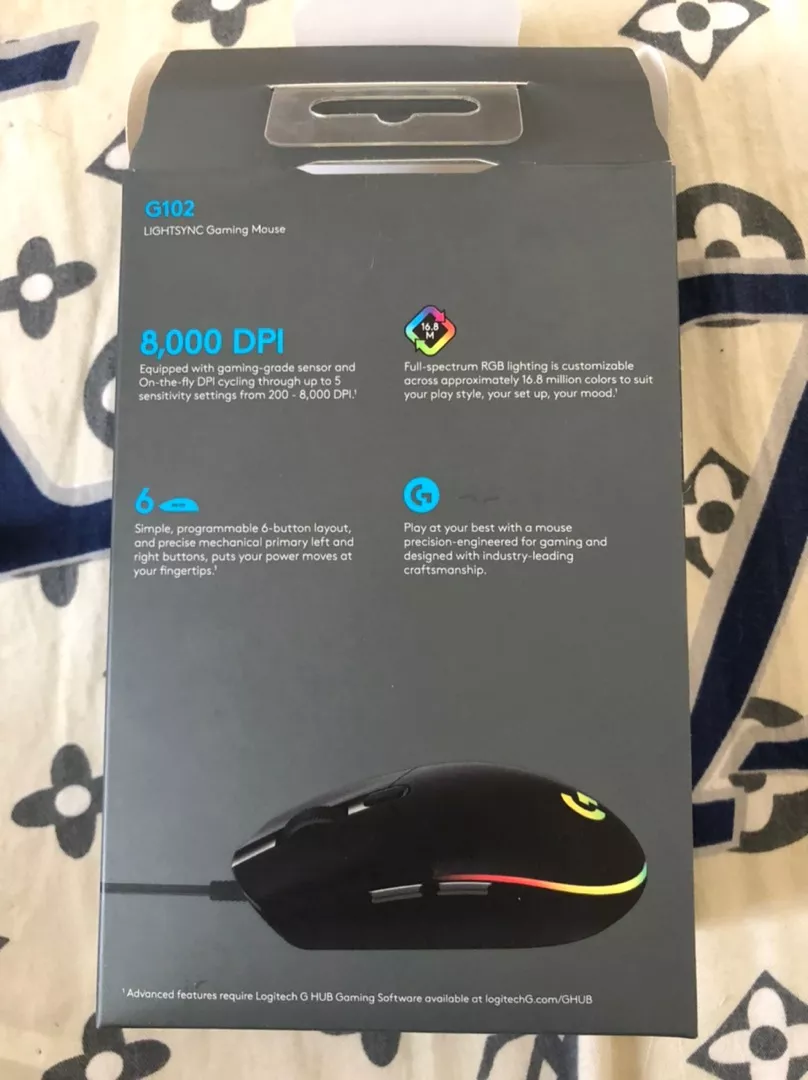 Chuột gaming có dây Logitech G102 Lightsync - Tùy chỉnh RGB, 6 nút lập trình, nhẹ