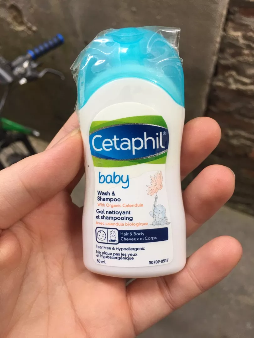 Sữa tắm gội Cetaphil cho bé - Cetaphil Baby Wash & Shampoo with Organic Calendula 400ml