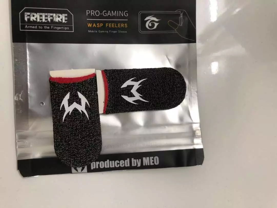 Bao tay chơi game điện thoại MEMO V3 gaming carbon sợi bạc chống mồ hôi găng tay ff pubg liên quân tốc chiên mobile