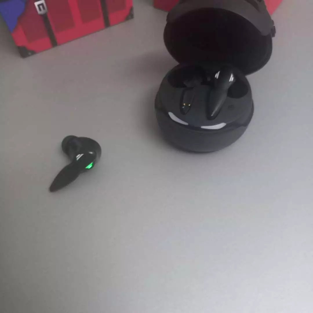 Tai nghe bluetooth gaming tws H03 tai nghe không dây chơi game nhét tai mũ 3 độ trễ cực thấp
