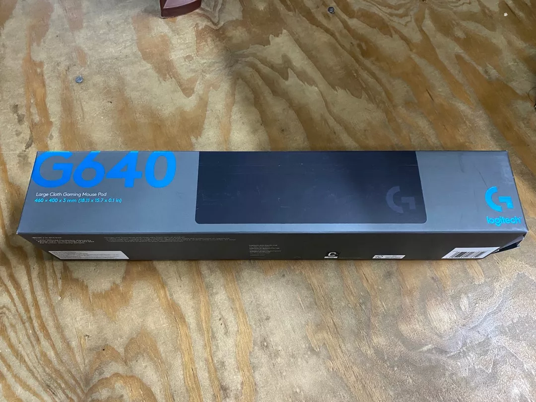 Bàn di chuột chơi gaming Logitech G640 - Bề mặt vải, ma sát tốt, chống trượt