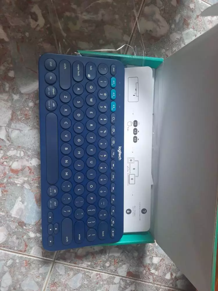 Bàn phím không dây Bluetooth Logitech Pebble K380 | K380s - giảm ồn, gọn nhẹ, đa thiết bị, Mac/ PC