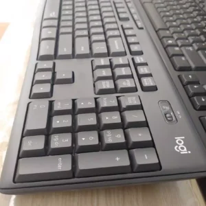 Combo Bàn phím và chuột không dây Logitech MK295 Silent - Giảm ồn, có phím số, bền bỉ
