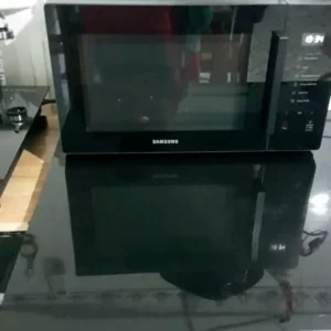 Lò Vi Sóng Samsung 30L MG30T5018CK/SV - Chế Độ Chiên Nướng Không Dầu Grill Fry, màu Đen