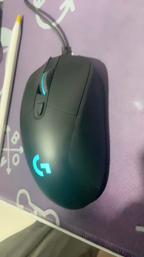 Chuột gaming có dây RGB Logitech G403 Hero - cảm biến 25k, công thái học, nhẹ 87g